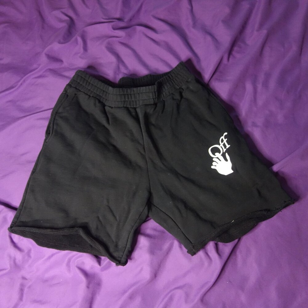 Off-White 2013 LG-425 Main Label OMAA038R20185004 100% Cotton Size M Shorts